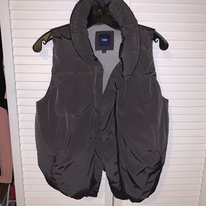 Small Gap olive gray puffer vest with pockets